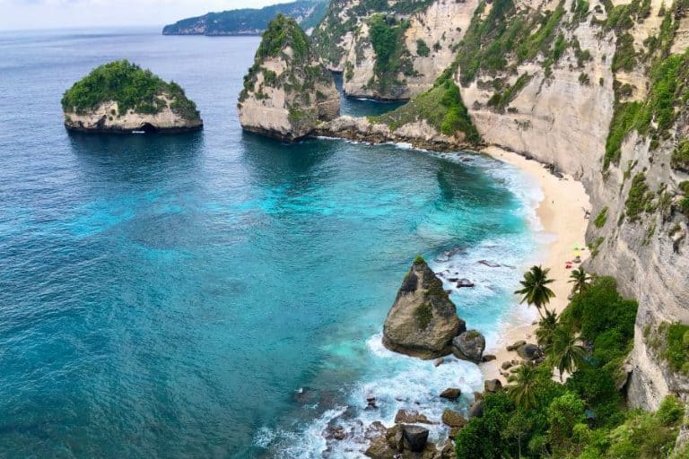 diamond-beach-bali