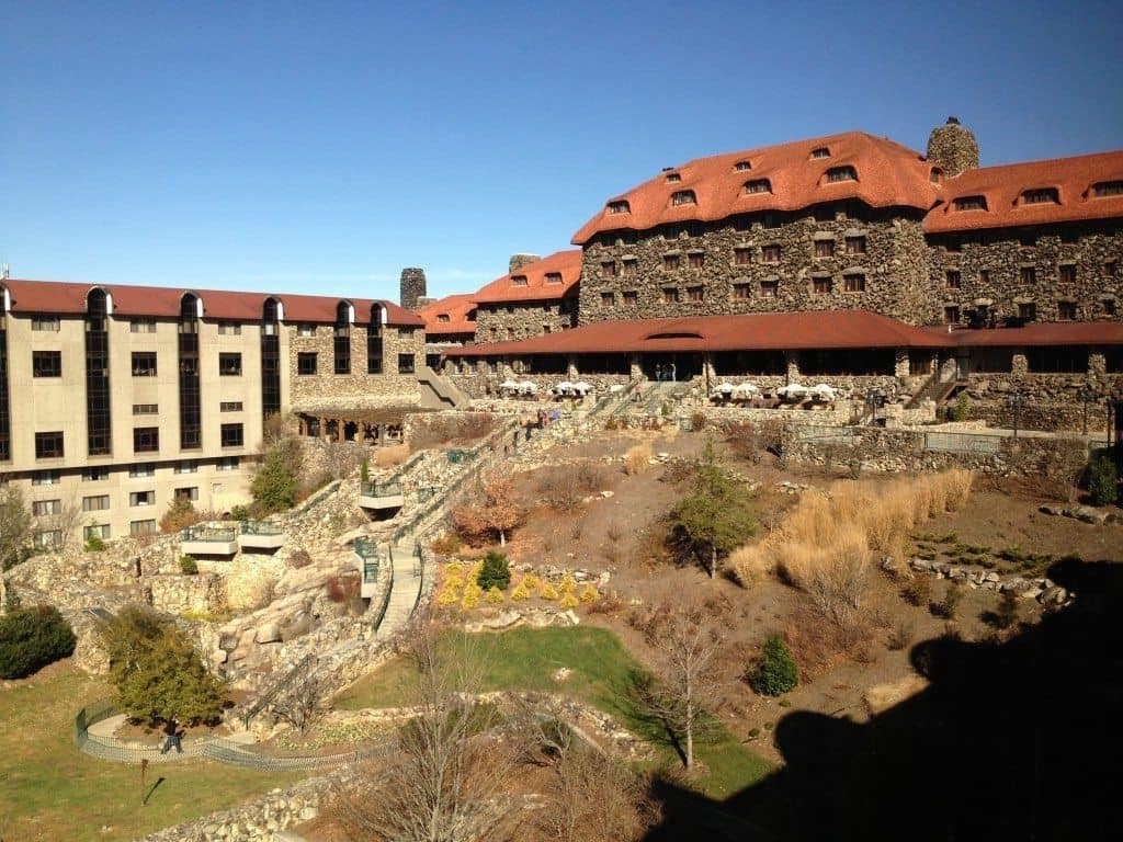 Grove Inn