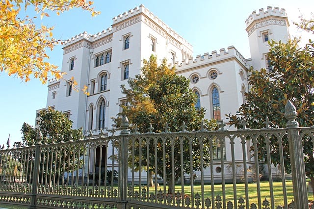 old-state-capitol-baton-rouge