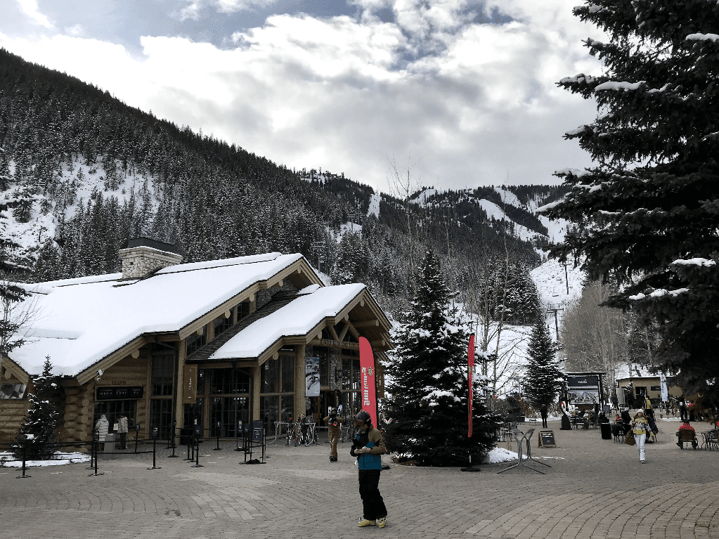 River Run Day Lodge